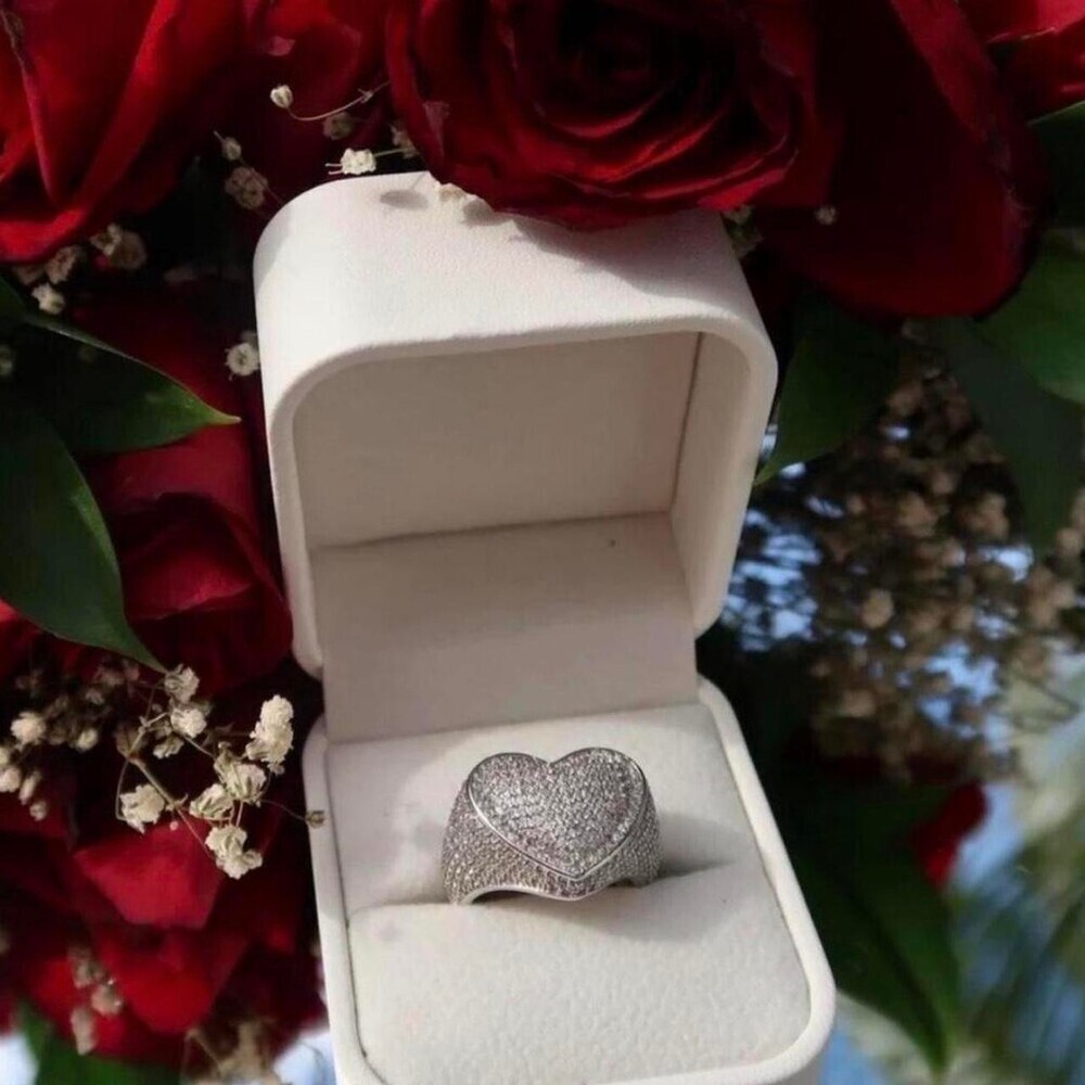 Silver Heart Ring Size 7 30 Bd - Picture 2 of 3